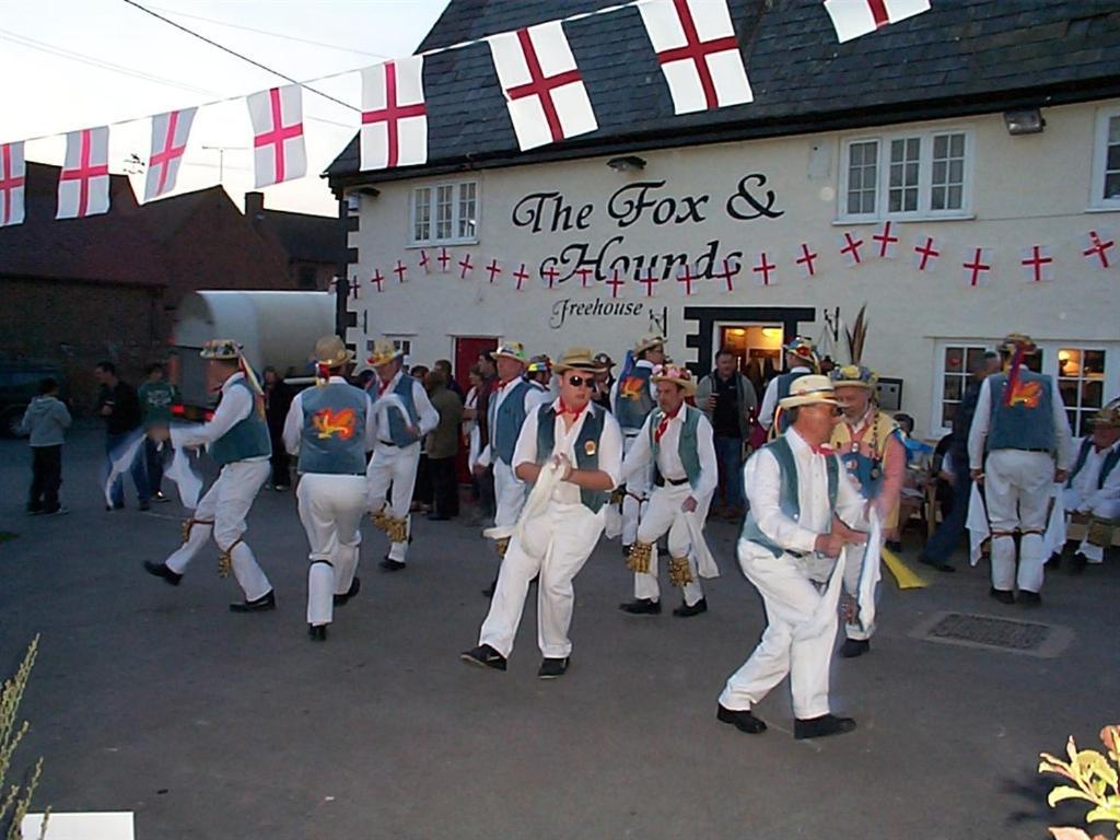 The Fox & Hounds Hotel Faringdon Luaran gambar